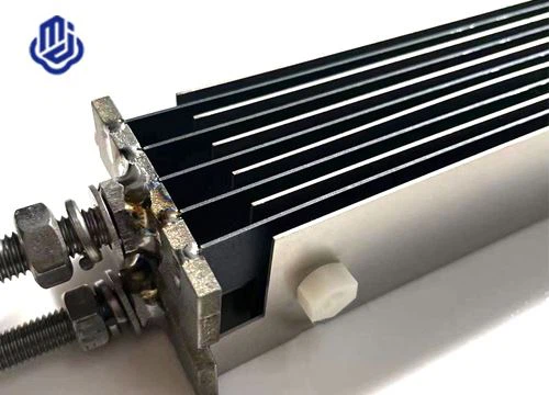 Electrozi de titan utilizați pentru a produce clor gazos